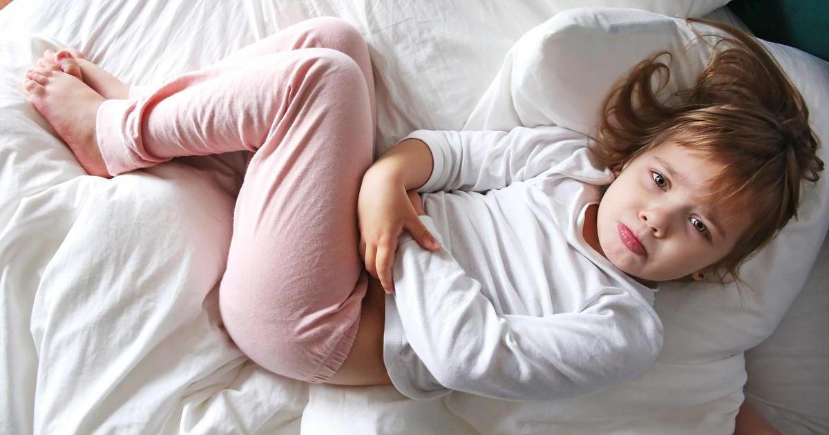 Trápí vaše dítě „školní bříško“?