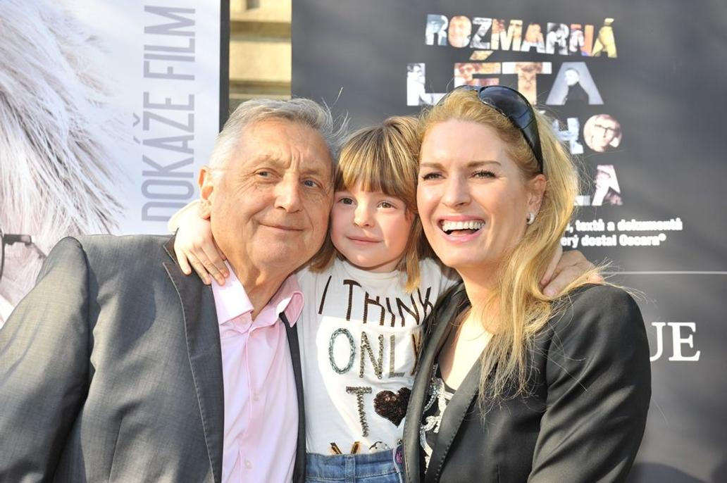 Anna, Olga a Jiří Menzelovi Anna, Olga a Jiří Menzelovi