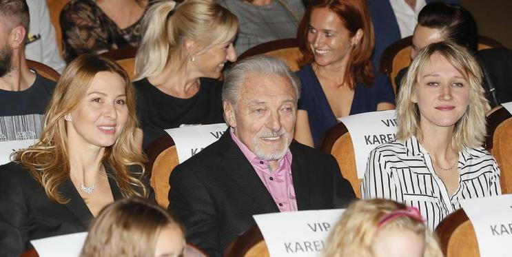 Filmová pohádka Když draka bolí hlava měla 24. 10. 2018 premiéru v pražském kině Lucerna.