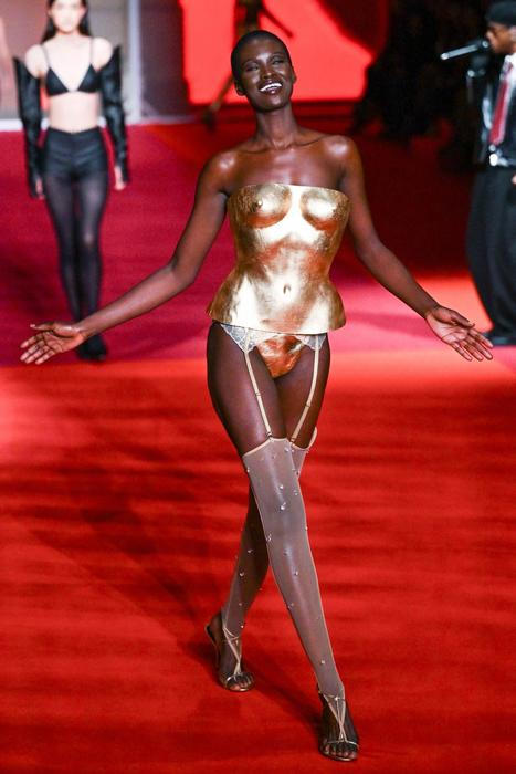 Paris Fashion Week: Etam