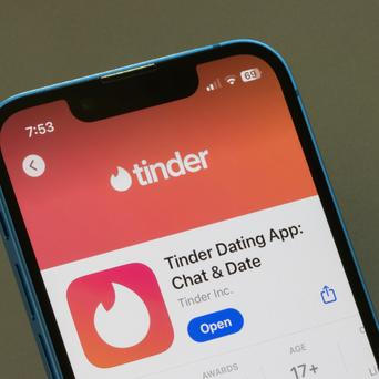 Seznamovací aplikace Tinder
