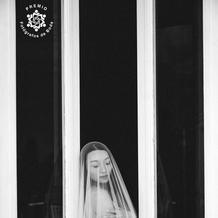 Když závoj říká záhadné, ale tvá tvář říká báječné