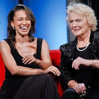 Regina Rázlová a vnučka Emilie Diatta