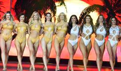 Promenáda v plavkách