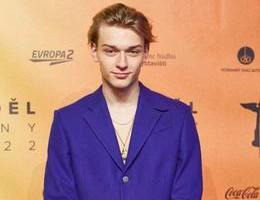 Tom Sean Pšenička na předávání Cen Anděl za rok 2022 v Křižíkově pavilonu na Výstavišti v Praze.