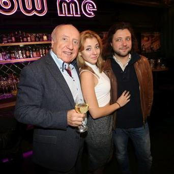 Anička Slováčková s tatínkem Felixem Slováčkem a bratrem Felixem