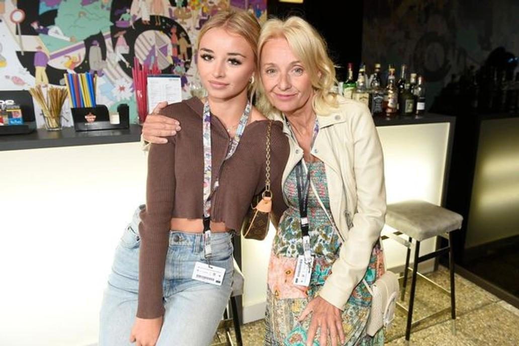 Veronika Žilková, Kordula Stropnická