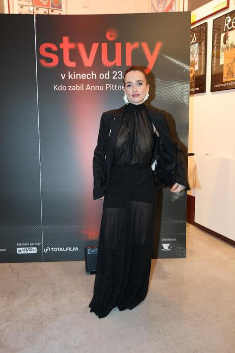 Premiéra Stvůry, Alžběta Malá