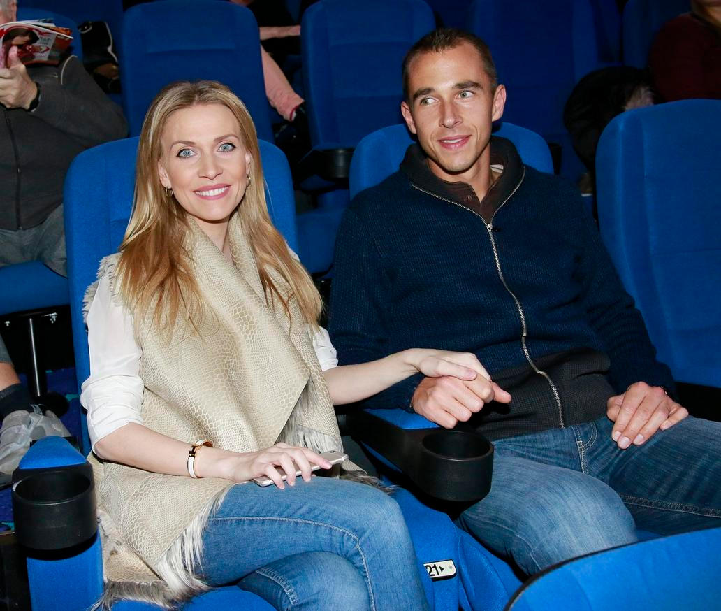 Michaela Ochotská s Lukášem Rosolem v roce 2015, kdy ještě tvořili zamilovaný a šťastný pár Michaela Ochotská s Lukášem Rosolem v roce 2015, kdy ještě tvořili zamilovaný a šťastný pár