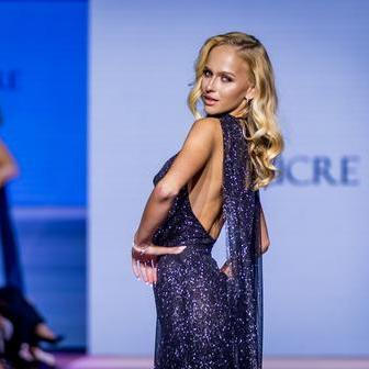 Bratislavské módní dny, na snímku dcera Zuzany Belohorcové - Salma Hájek