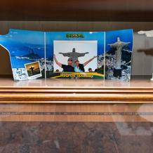 Nechybí ani vzpomínky z různých cest po světě.