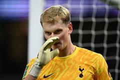 Antonín Kinský v dresu Tottenhamu