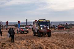 Rallye Dakar 2025, 5. etapa: Karel Poslední a Aliyyah Kolocová