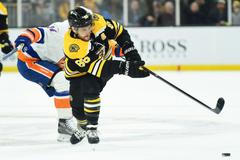 NHL: New York Islanders at Boston Bruins