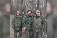 Někteří z ruských vojáků neuběhnou ani 100 metrů, brzy ale skončí ve smrtícím kolotoči u Kursku