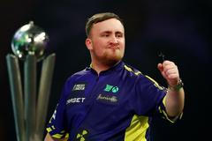 Luke Littler ve finále MS v šipkách 2025 v Londýně