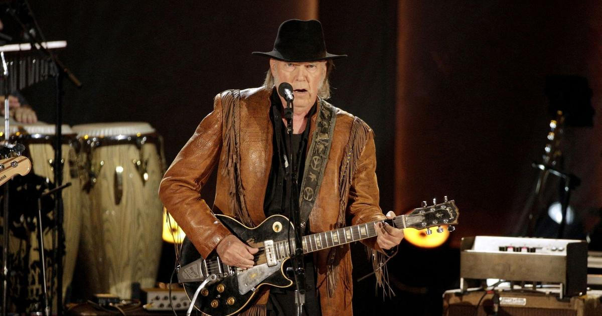 "Nabídka míru a lásky". Americký písničkář nabídl Gróňanům solidárně svou hudbu zdarma