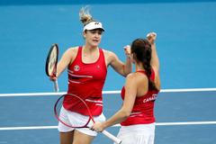 Tennis - Billie Jean King Cup - Finals Gabriela Dabrowská a Rebecca Marinová