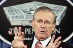 Ministr obrany USA Rumsfeld