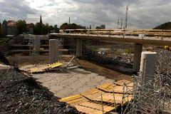 Stát dá na výstavbu silnic 45 miliard