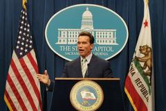 Arnold Schwarzenegger