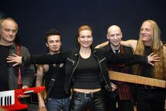 Pražský výběr II. Michael Kocáb, Glenn Proudfoot, Zlata Kinská, Richard Scheufler a Klaudius Kryšpín (vpravo)