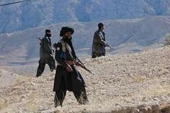 Během dnešních střetů mezi vládními bojovníky a Talibanem zemřelo 20 osob