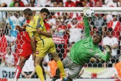 Ukajina - Tunisko: Ševčenko, Hagui a Boumnijel