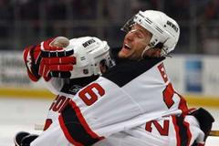 Eliáš se raduje z gólu