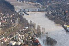 Protržená hráz v Ústí nad Labem - Střekově