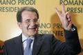 Vítězné gesto Romana Prodiho