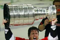 Rod Brind'Amour se Stanley Cupem