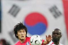 Francie - Korea: Thuram a Cho Jae-jin