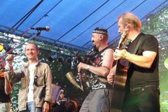 Iarla O´Lionáird s kapelou Čechomor na festivalu United Islands of Prague