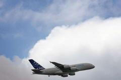 Letí obr A380