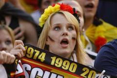 Německo - Portugalsko: fanynka