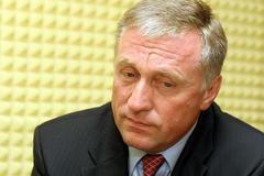 Mirek Topolánek přijel do Aktuálně.cz