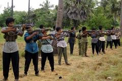 Trénink tamilských bojovníků