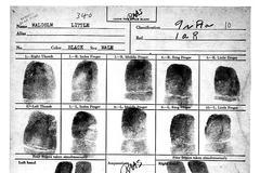 Spojené státy zavádějí databázy otisků prstů