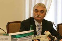 Ministr Milan Urban vypovídá před komisí v kauze Unipetrol