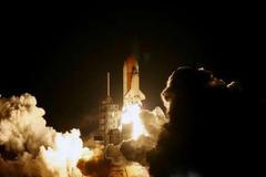 Poprvé po čtyřech letech se NASA odhodlala k odstartování raketoplánu po setmění