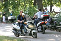 Policisté učí děti porušovat předpisy