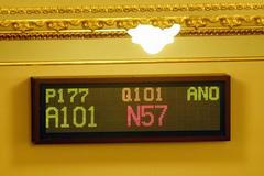 Sněmovna schválila zákon o registrovaném partnerství