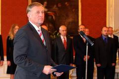 Topolánek podruhé jmenován premiérem