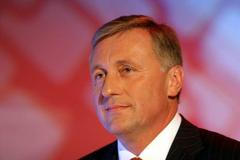 Mirek Topolánek před debatou s Jiřím Paroubkem na Nově