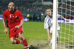 Jan Koller se raduje z gólu