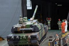 Francouzské tanky na cestě do Libanonu