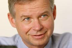 Richard Graber, velvyslanec USA v České republice, při online rozhovoru