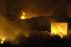 Hořel ilegální odpad