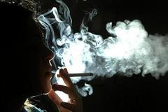 Kuřáci vyklízejí pozice